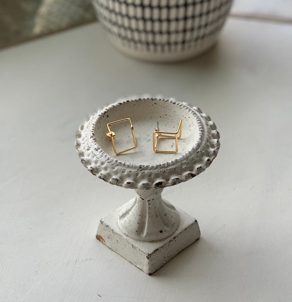 Illusion Cube Earring