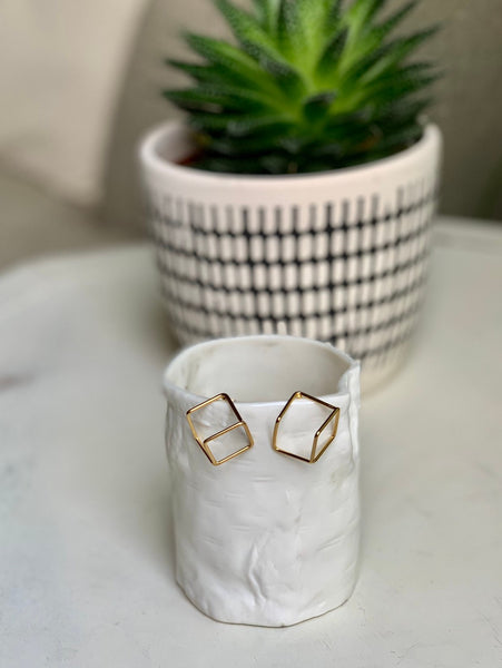 Illusion Cube Earring