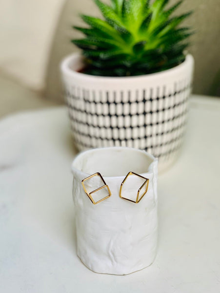 Illusion Cube Earring
