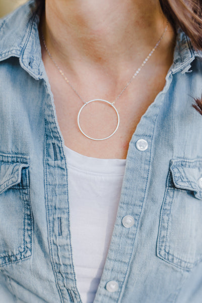 Big Oh Circle Necklace GOLD