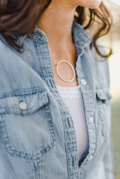 Big Oh Gold Circle Necklace SILVER